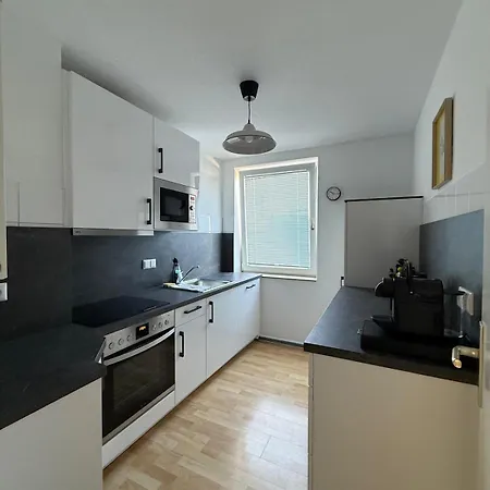 Apartament Schoene Gegenueber Bahnhof