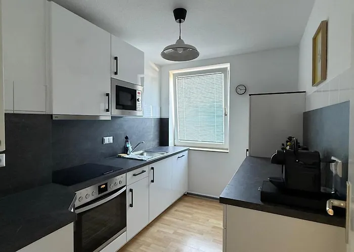 Appartement Schoene Gegenueber Bahnhof